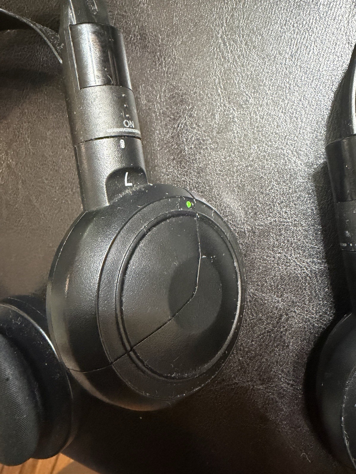 Honda Odyssey – Rear Entertainment Wireless On-Ear Headphones