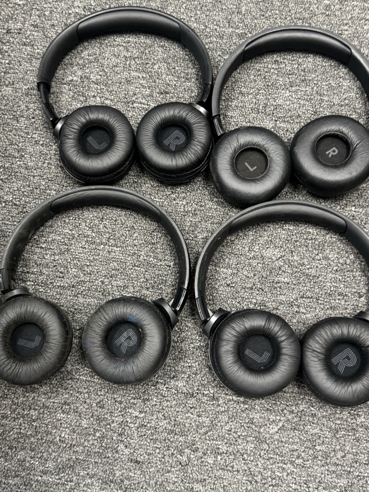 [LOT OF 8] JBL Tune 520BT Wireless On-Ear Headphones Bluetooth – Black
