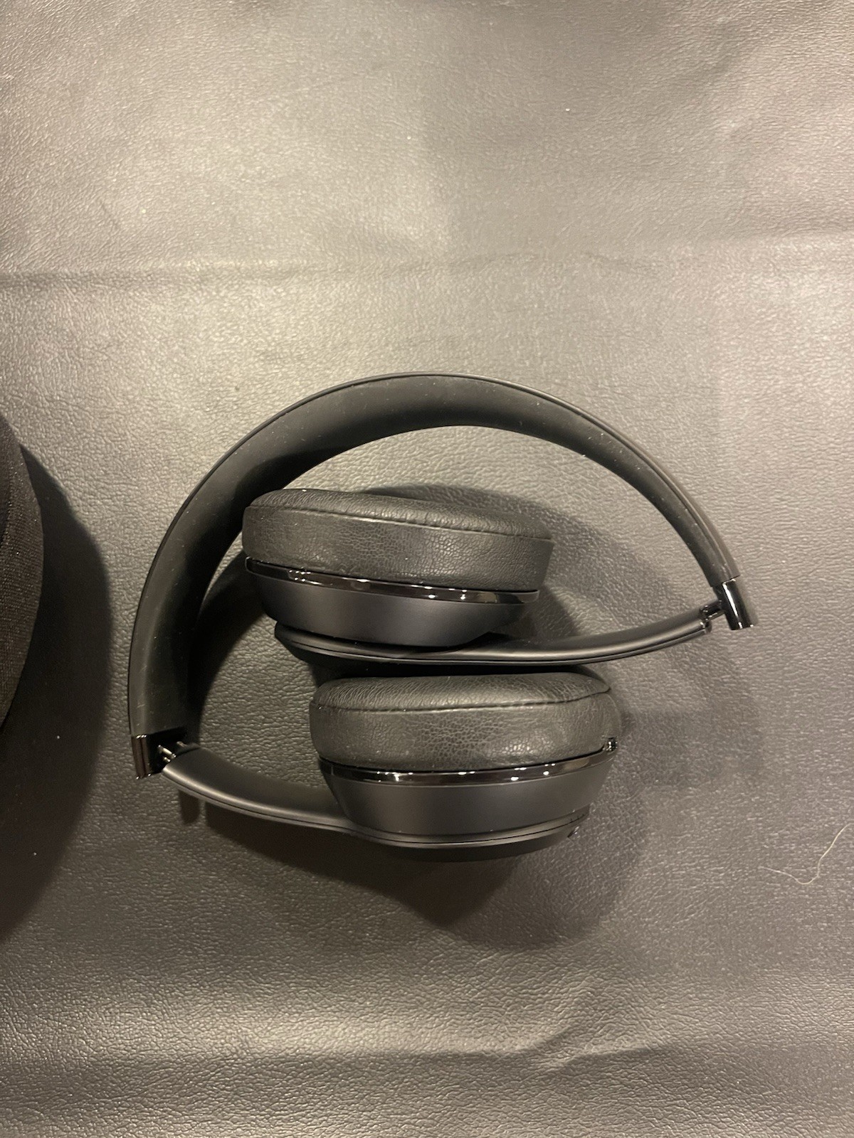 Beats by Dr. Dre Solo3 On Ear Wireless Headphones – Black