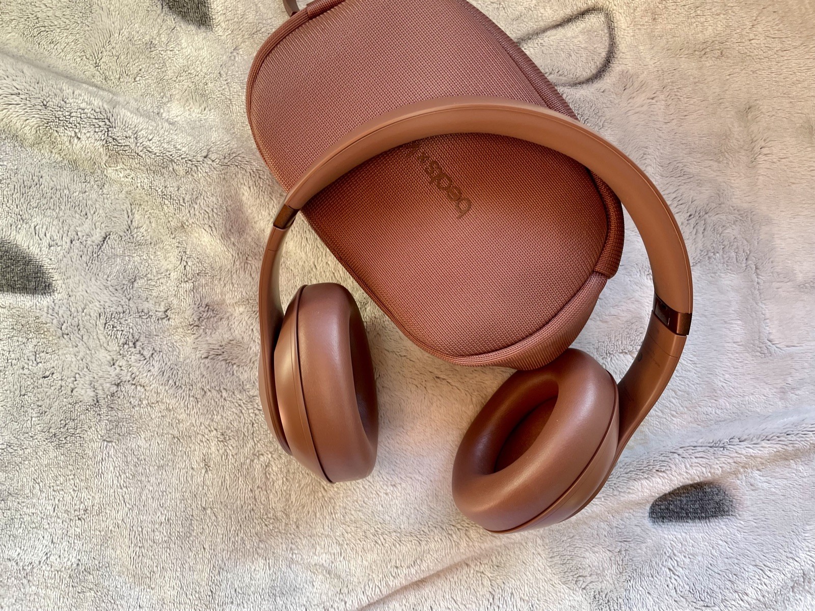 Brand New Sealed Beats Studio Pro KIM – Earth Wireless Bluetooth Headphones