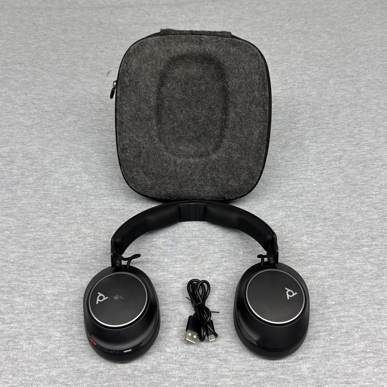 Poly Voyager Surround 80 UC Headset