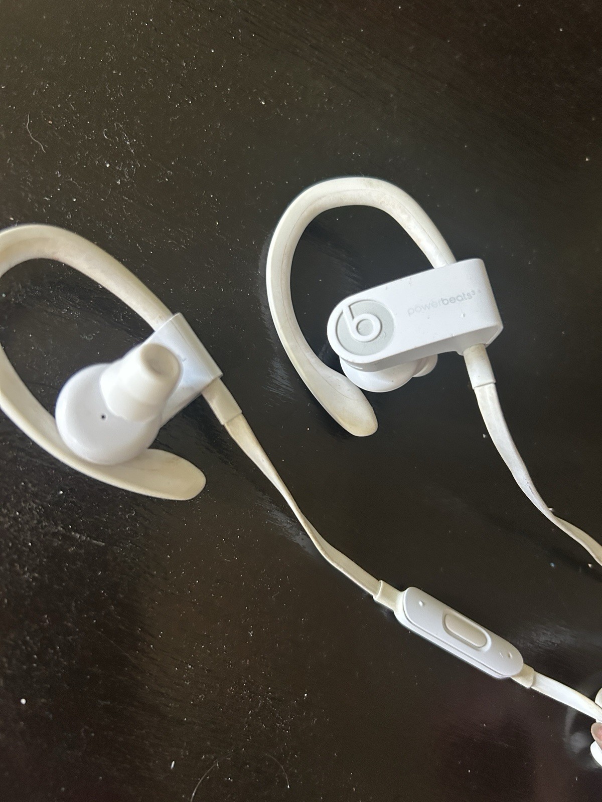 Beats POWERBEATS3 White Wireless In-Ear Bluetooth Earbud Headphones