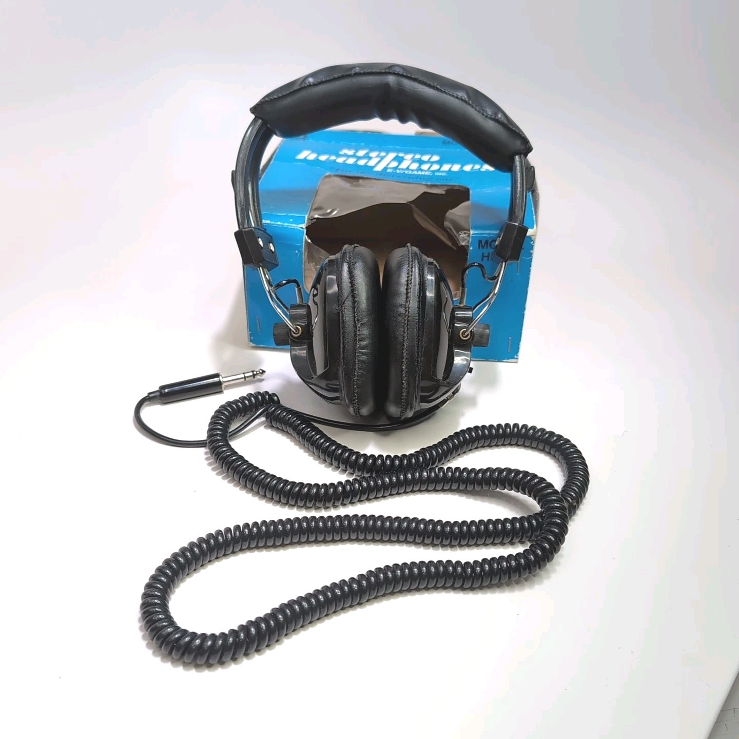 E-V GAME Vintage Stereo Headphones Model HP-5X 1970s