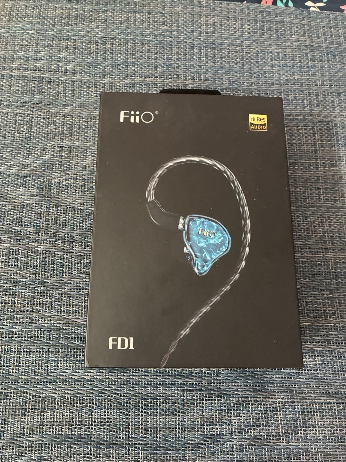 Fiio FD1 Black Dynamic Driver In Ear Earphones With Detachable Cables