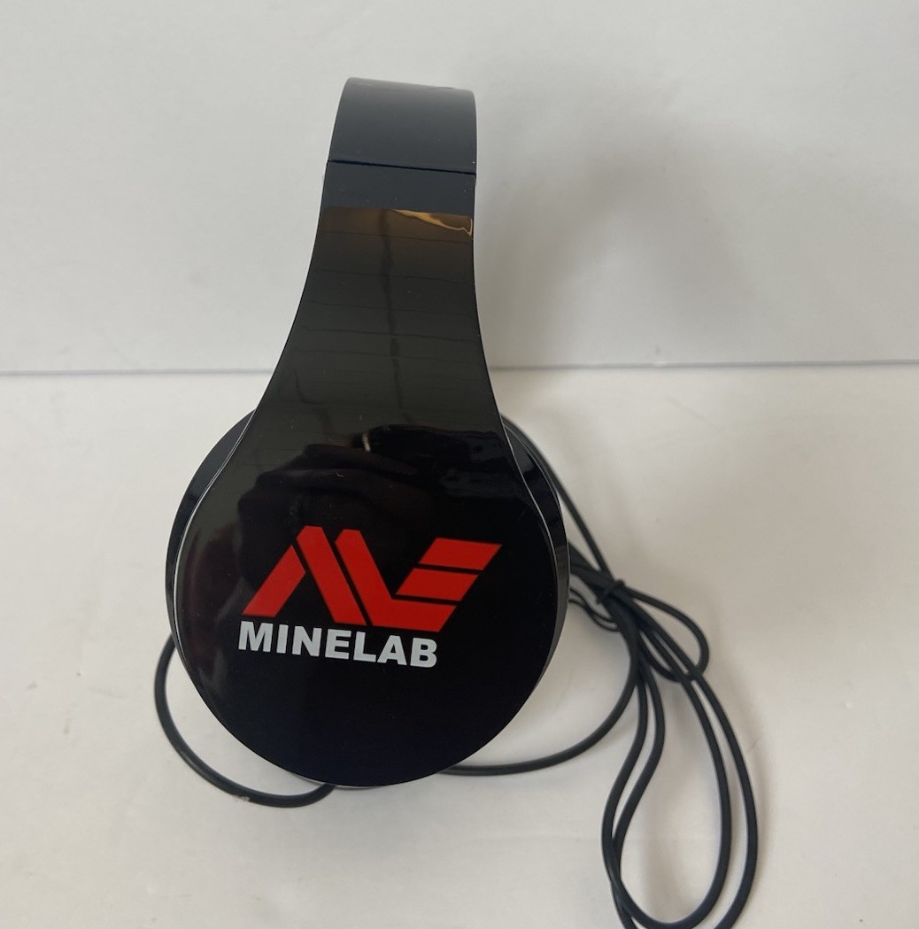 Minelab Wired Headphones With 1/8” Audio Jack Small Defect – J13