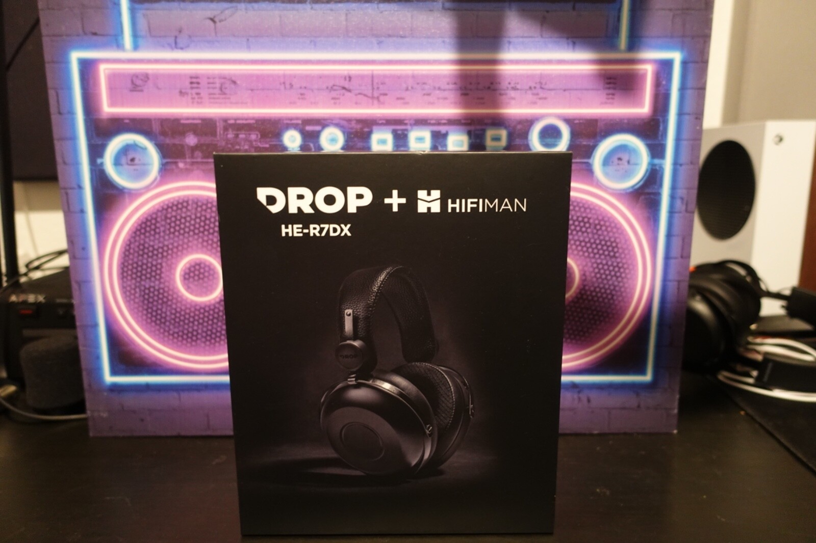 HIFIMAN and Drop HE-R7DX Black Closed-Back Headphones 