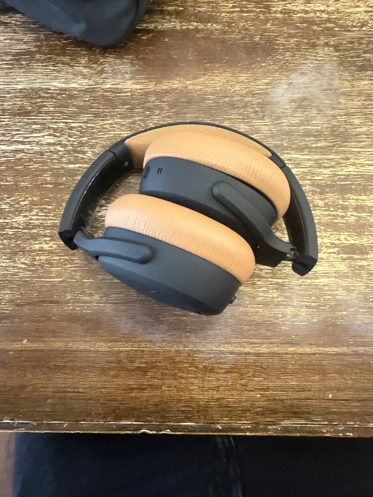 Skullcandy Crusher ANC Wireless Bluetooth Over-Ear Headphones Black/Brown Pouch