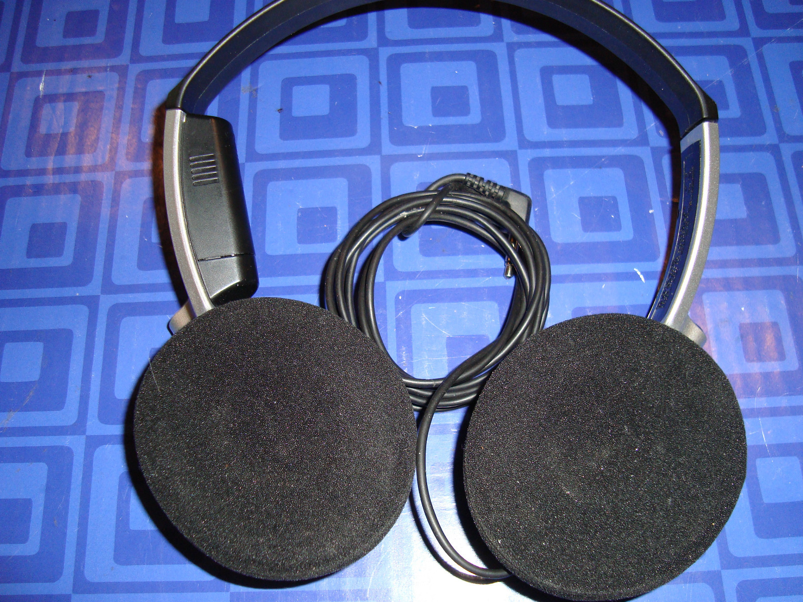 SONY MDR-NC6 NOISE CANCELING HEADPHONES Walkman, MP3, Ipod Tested Works Great