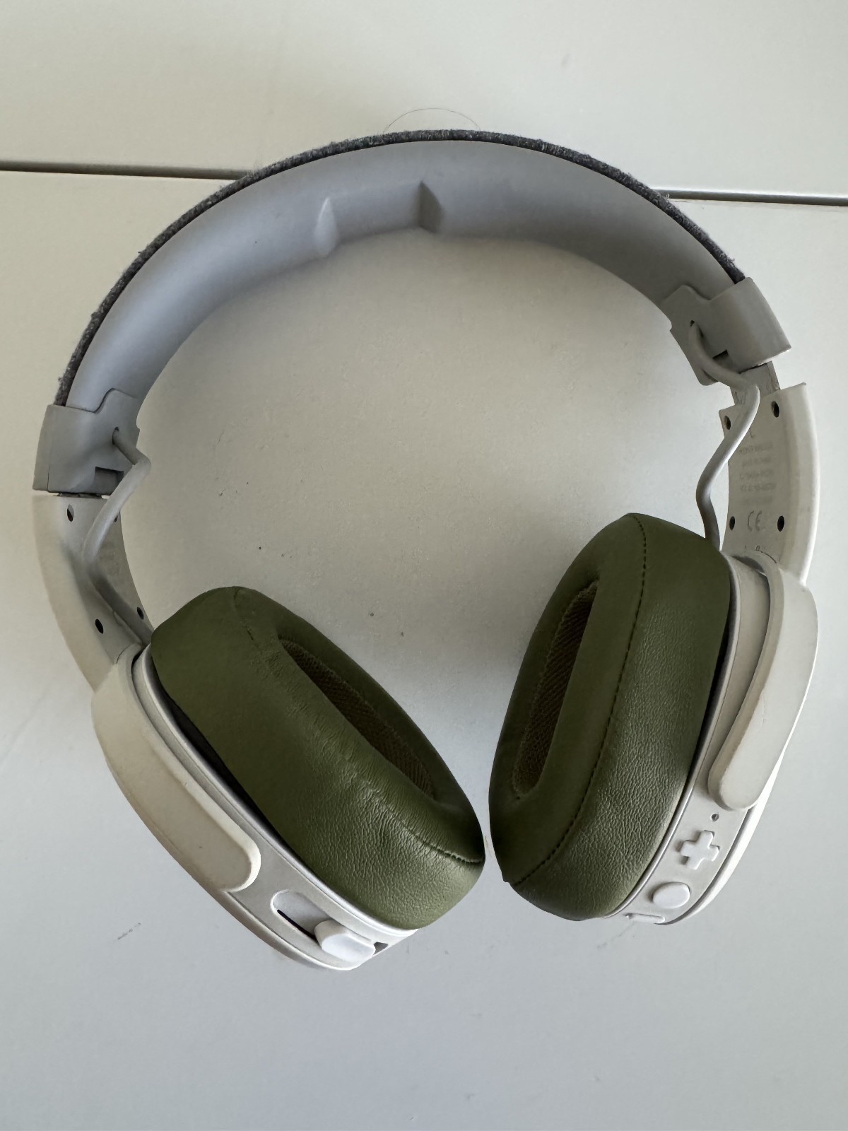 Skullcandy Crusher Wireless Bluetooth Over-Ear Headphones White/Green S6CRW Fold