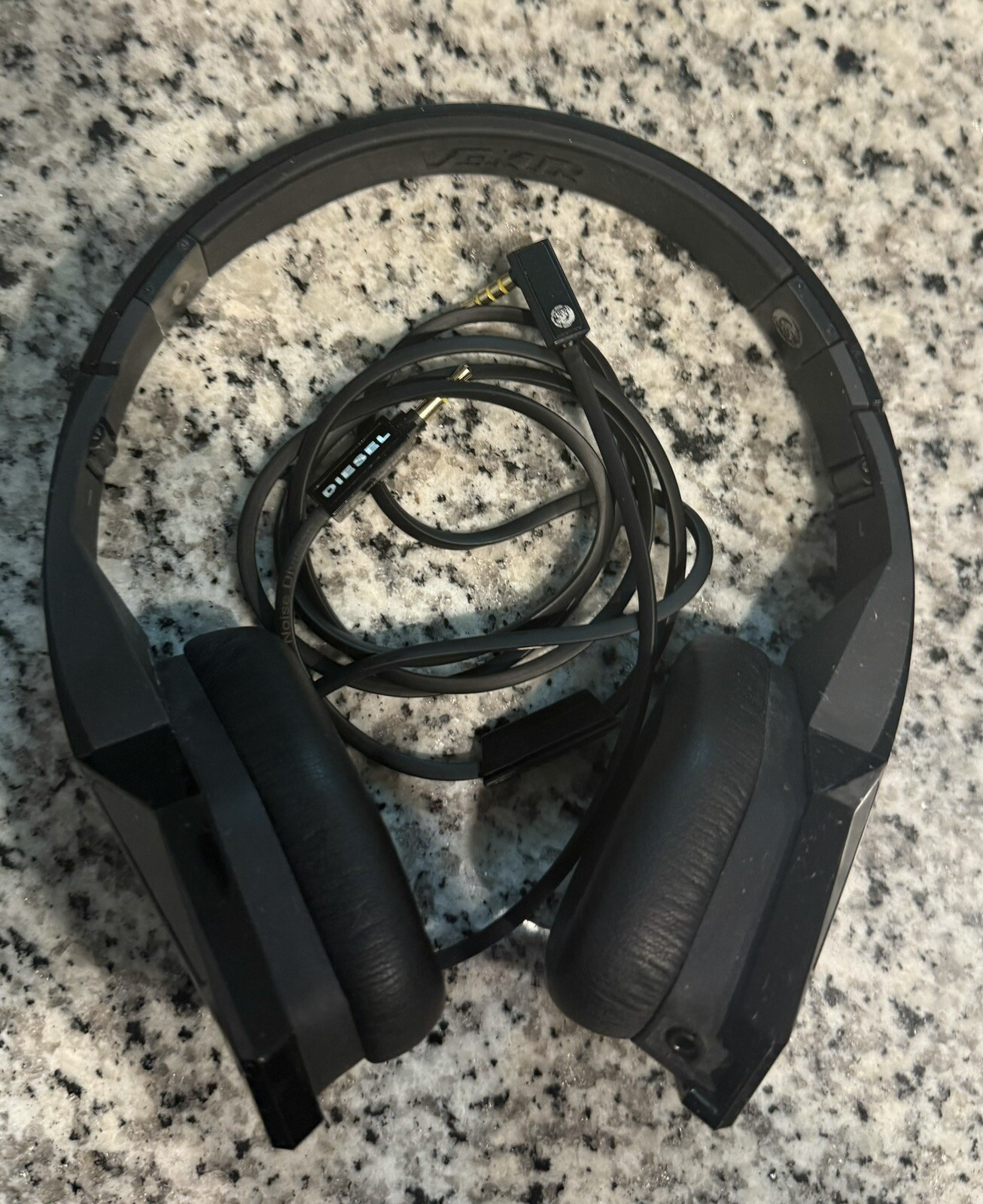 High-Definition Monster Diesel Vektr On-Ear Headphones – Black