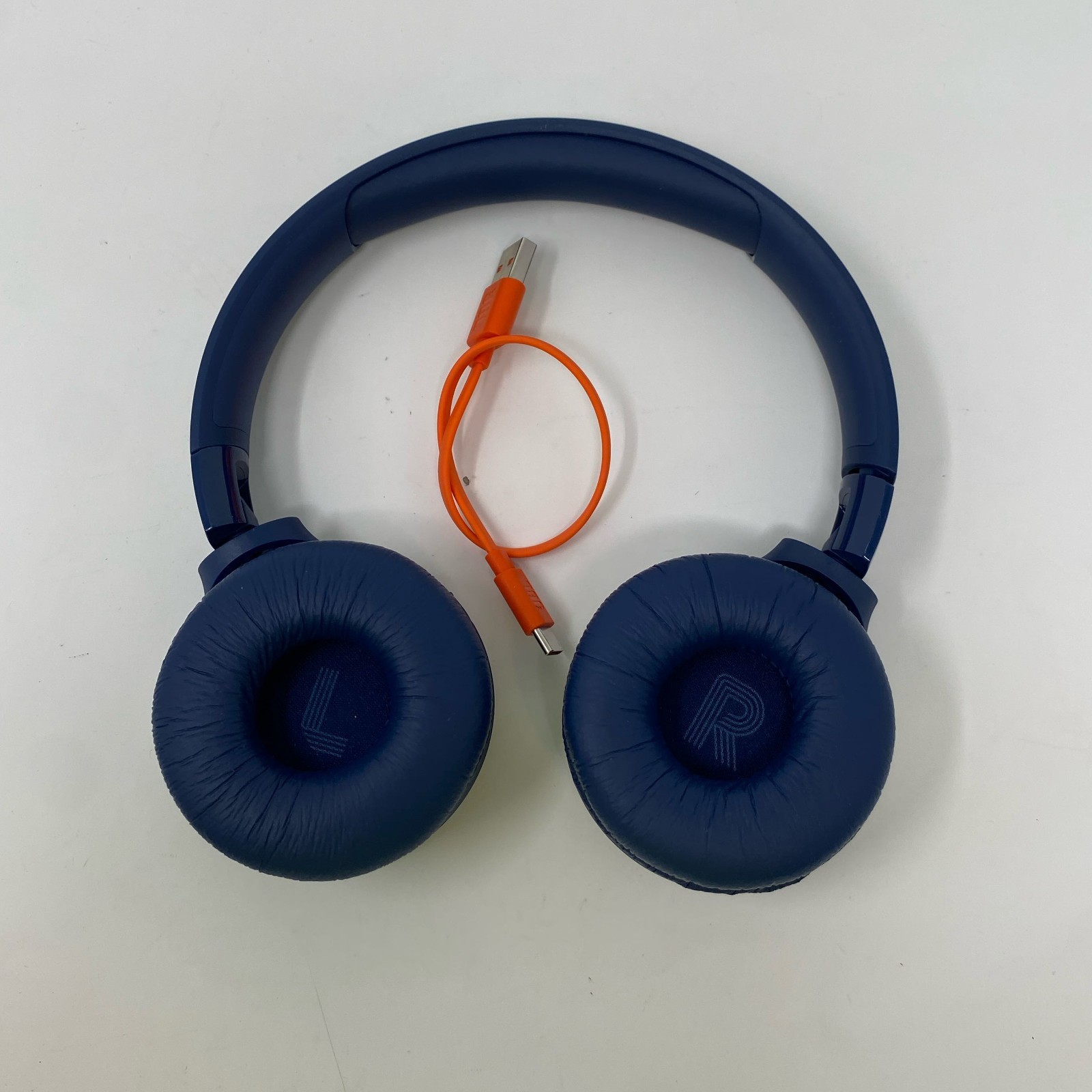 JBL Tune 520BT Bluetooth On-Ear Headphones – Blue