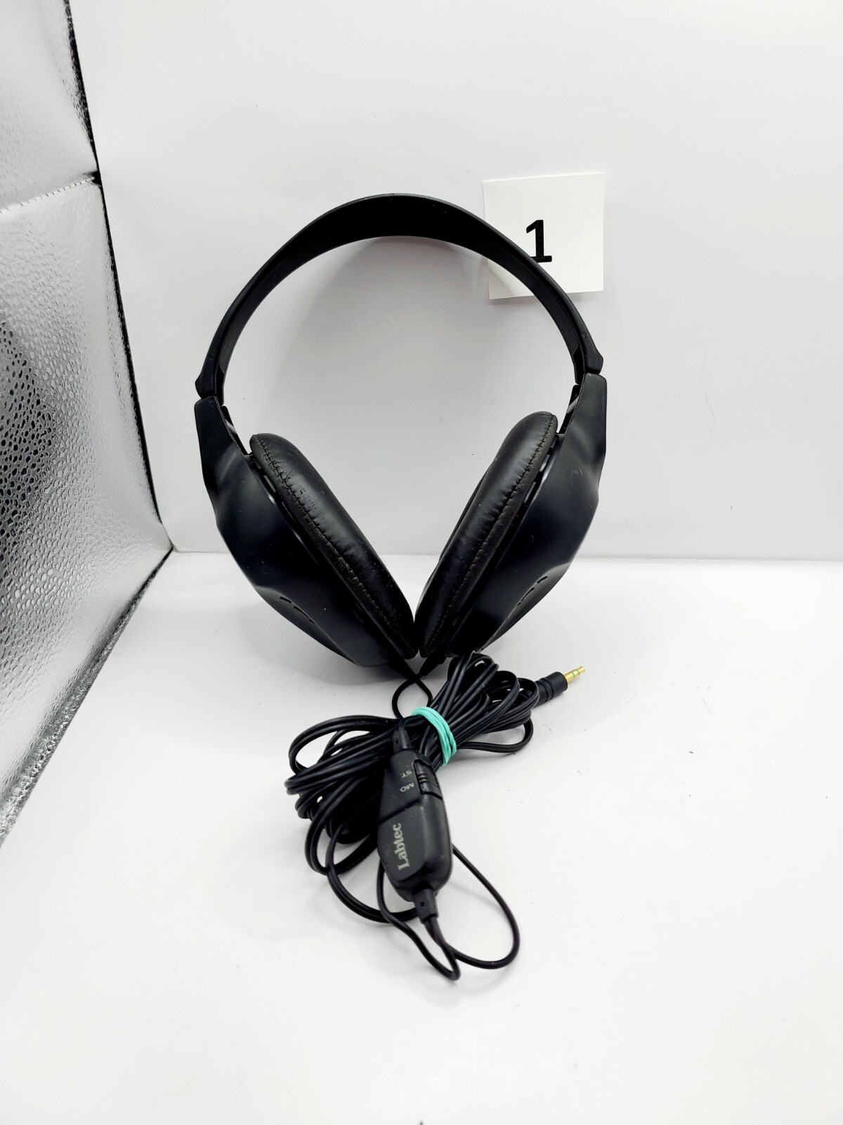 Labtec LT-825 Stereo Headphones (Black)