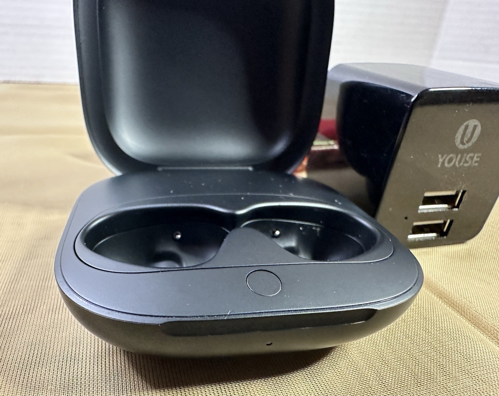 Genuine Beats by Dr. Dre Fit Pro Charging Case Replacement MK2F3LL/A Black +More