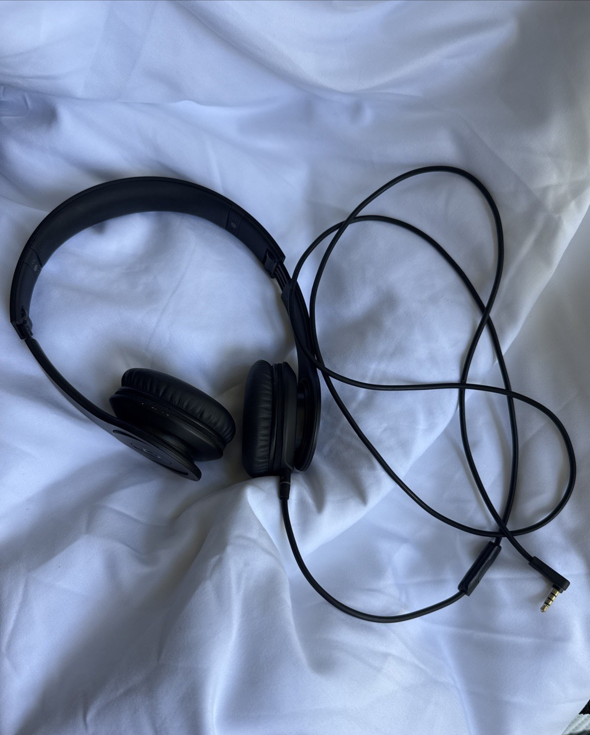 Beats Solo HD Wired On Ear Headphones Black Matte Model Monster Audio Cable 2012