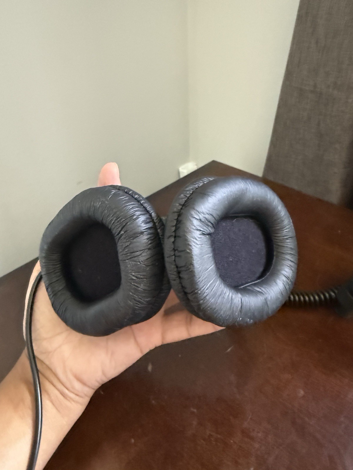 Sony MDR-7506 Professional Dynamic Stereo Monitor Headphones