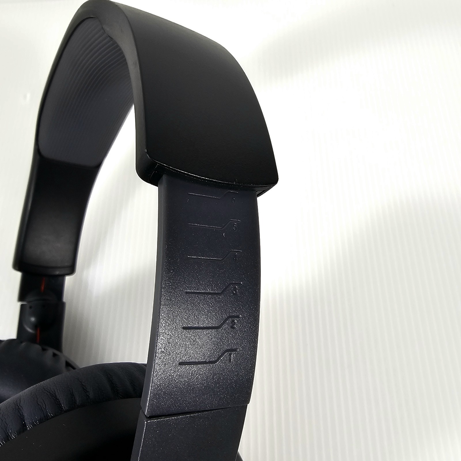 JBL Quantum 100 Wired Gaming Headset Headphones with Mic
