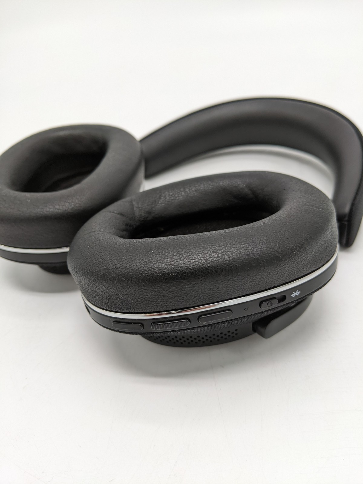 Bowers & Wilkins PX7 S2 Noise Canceling Wireless Bluetooth Headphones – PARTS