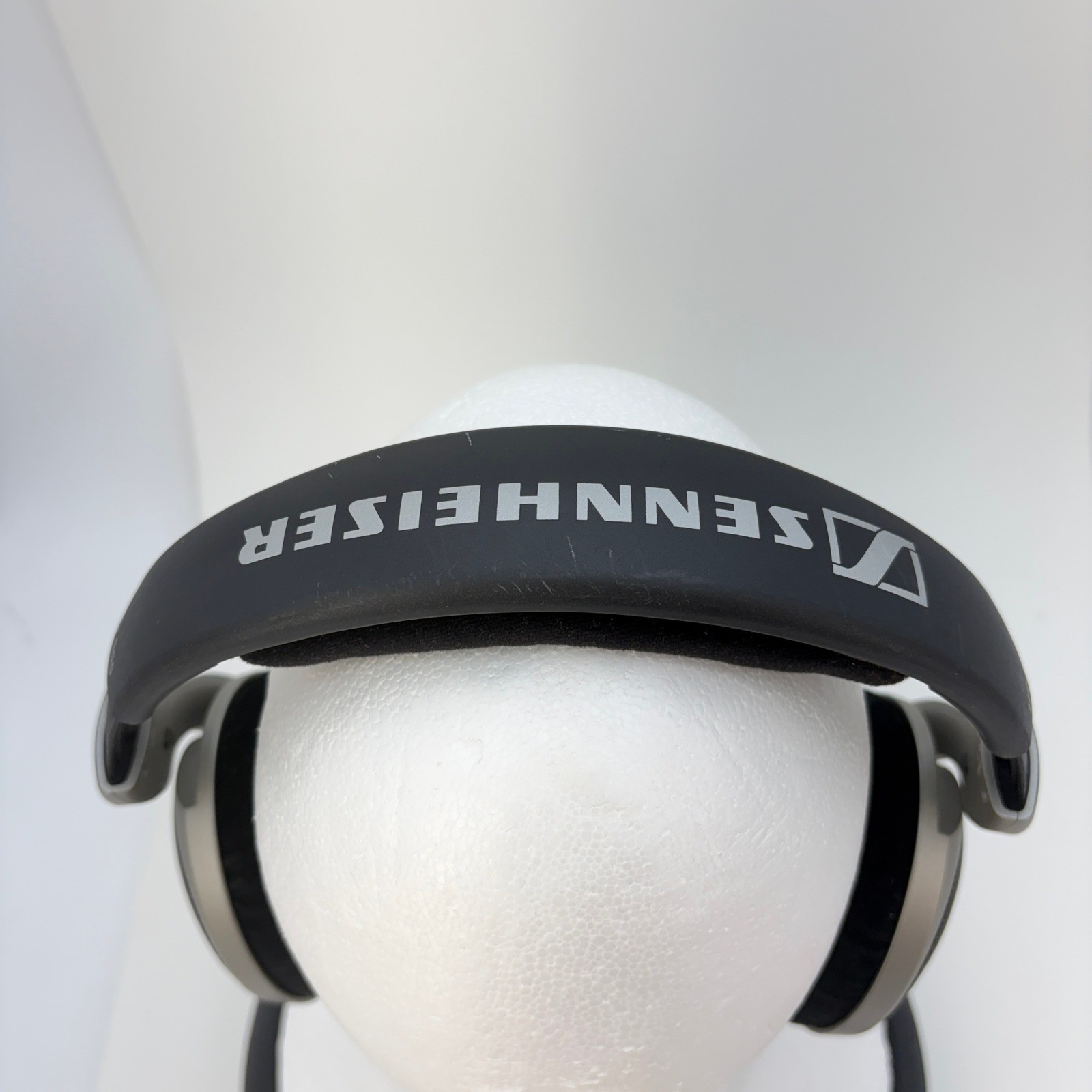 Sennheiser HD 555 Open Back Over Ear Audiophile Wired Headphones Gray Black
