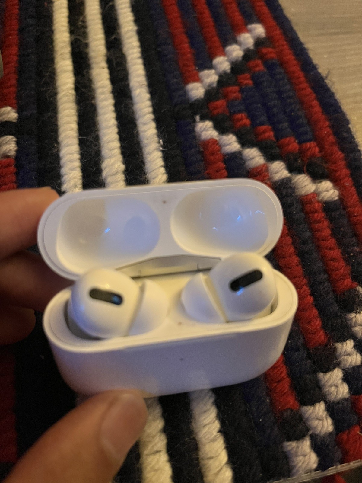 Apple AirPods Pro Bluetooth Wireless In-Ear Earbuds, White w/ Charging Case