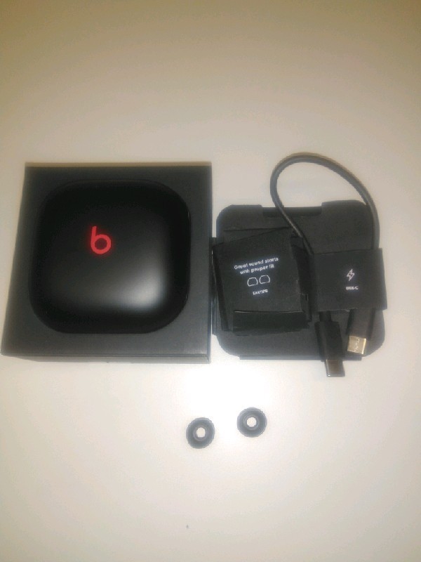 Beats Fit Pro ‎MK2F3LL/A (1st Gen) True Wireless Earbuds Active Noise Cancelling