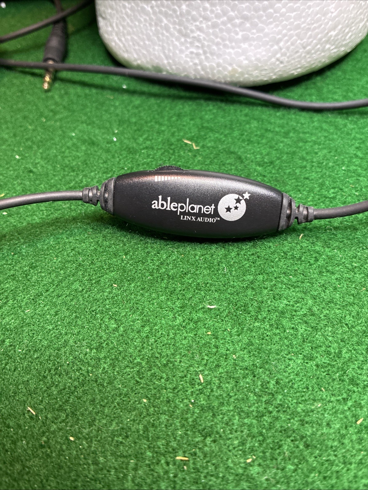 ABLE PLANET Linx Audio Noise Cancelling Padded Headphones Excellent Condition