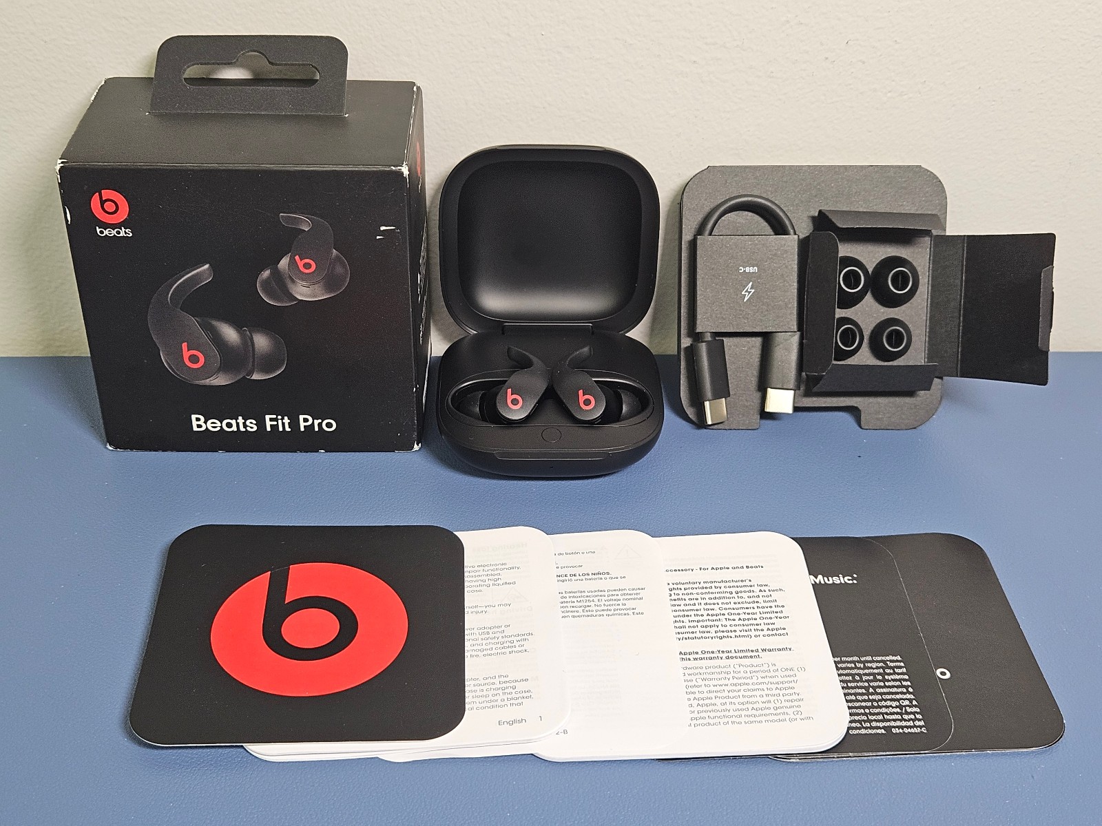 READ AD Beats By Dr. Dre Beats Fit Pro Red & Black Water Resistant