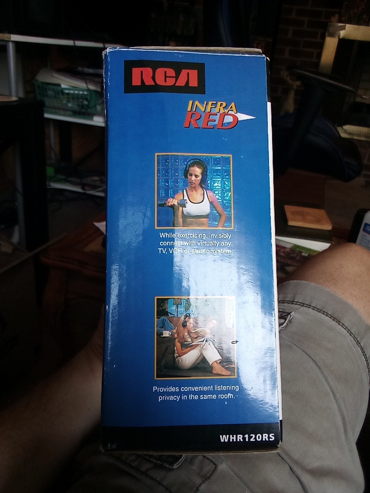 Vintage 2001 RCA WHR120RS Wireless Over Ear Headphones Infra Red 25′ CIB