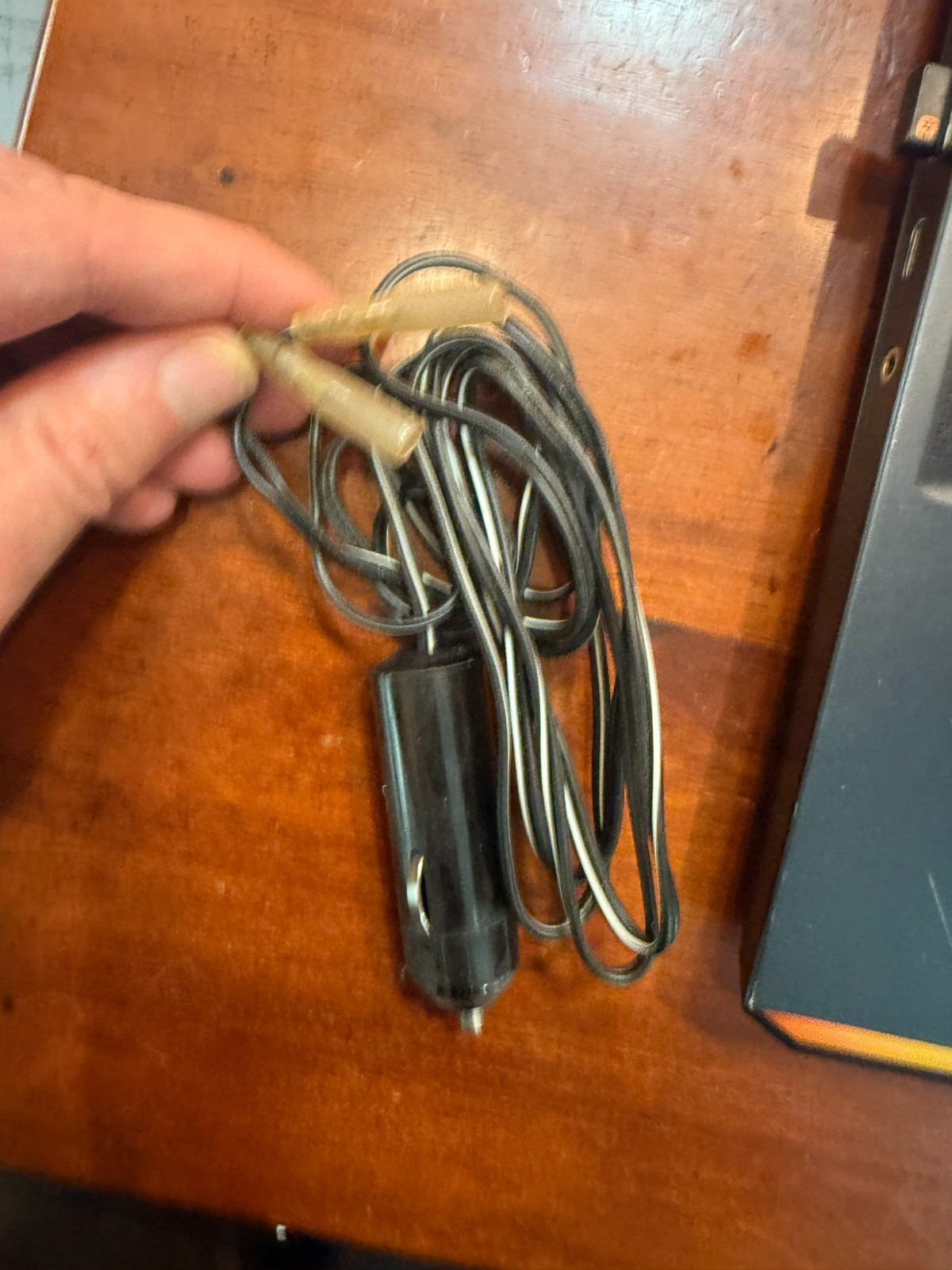 rare vintage 12 volt dc auto adapter pilug