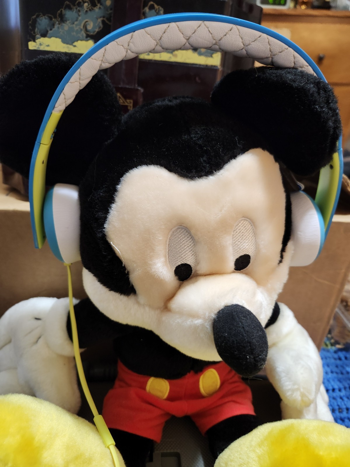 SOUL SL300 Elite High Definition Noise Canceling Headphones by Ludacris Teabow