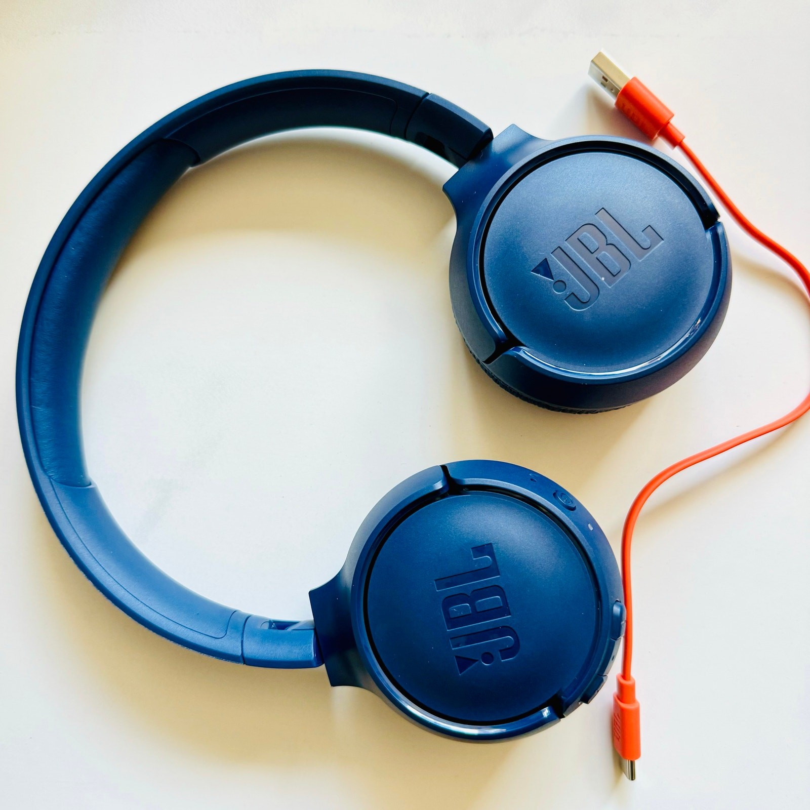 NEW JBL 510T Navy Blue Orange Wireless Bluetooth Over Ear Chunky Headphones
