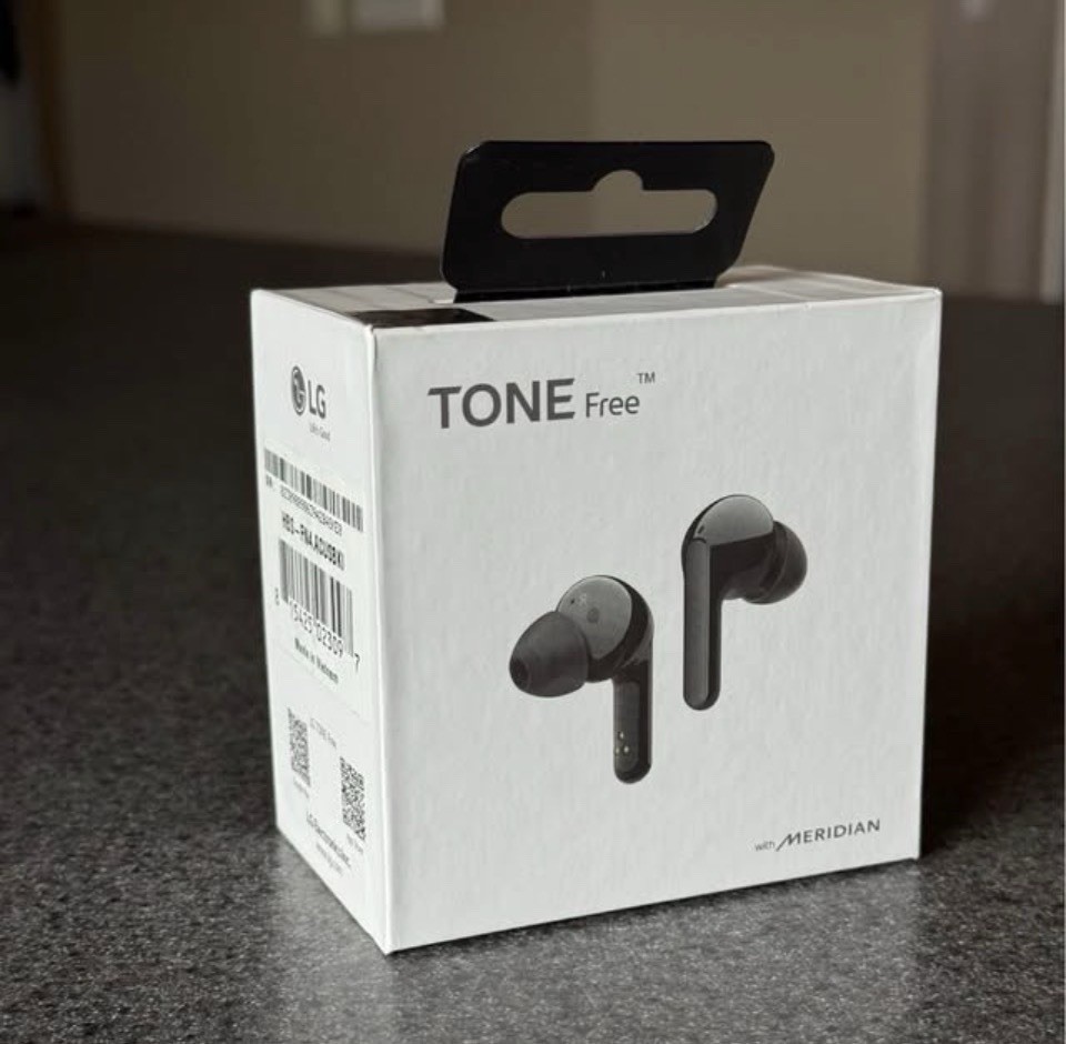 LG TONE Free New Sealed Wireless Bluetooth Earbuds Fast Charging Dual Mic Black