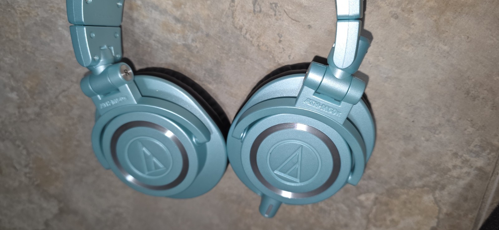 Audio-Technica ATH-M50x Ice Blue Limited Edition Headphones w/ Case NO CABLES