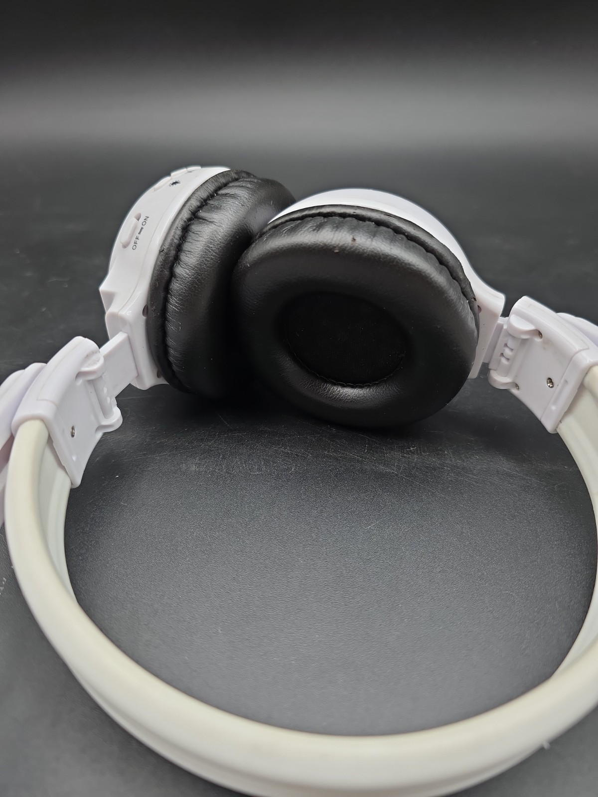 BrainTap Foldable Over-Ear Wired Headphones Work Read
