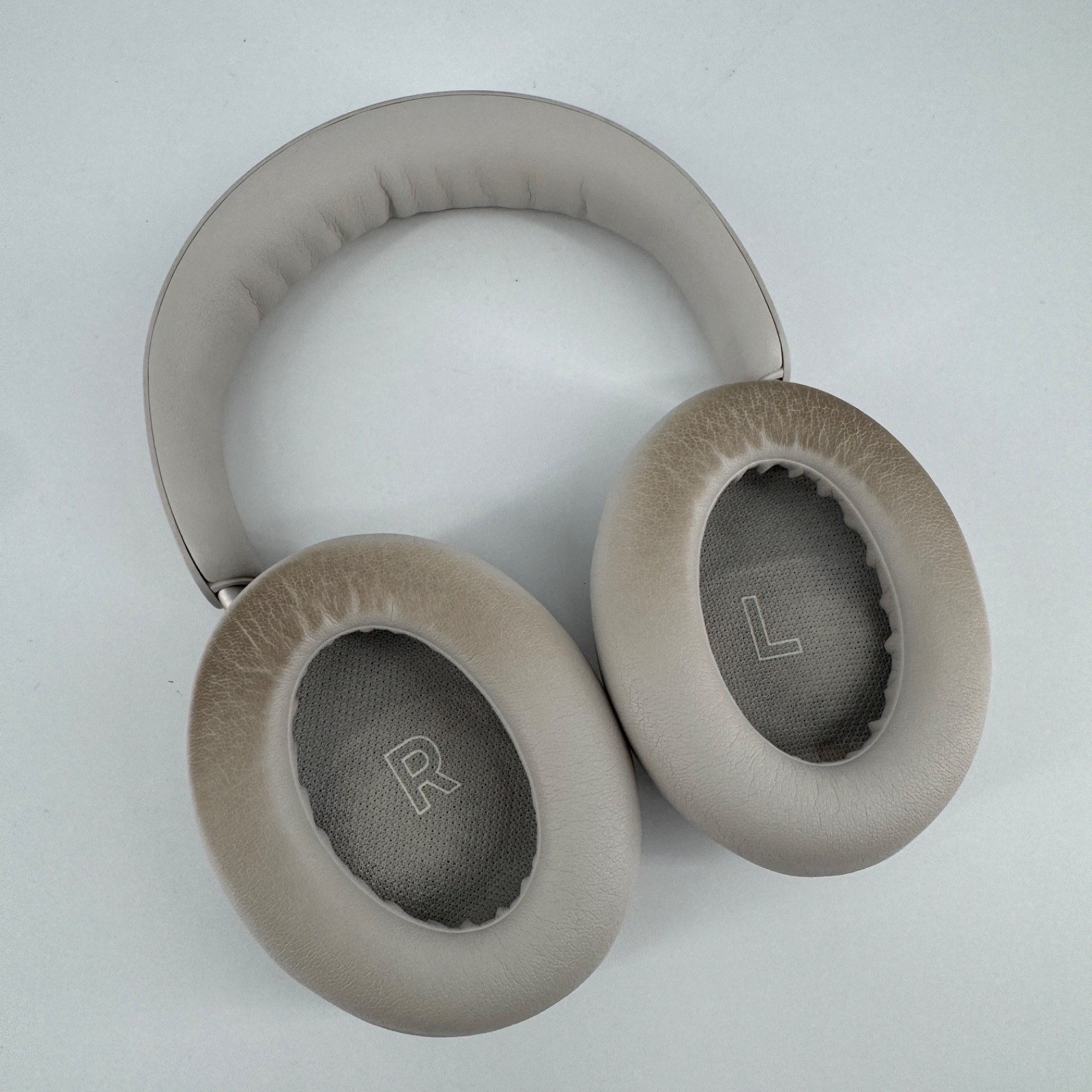 Bose QuietComfort Ultra Over-Ear Headphones – White Smoke acceptable