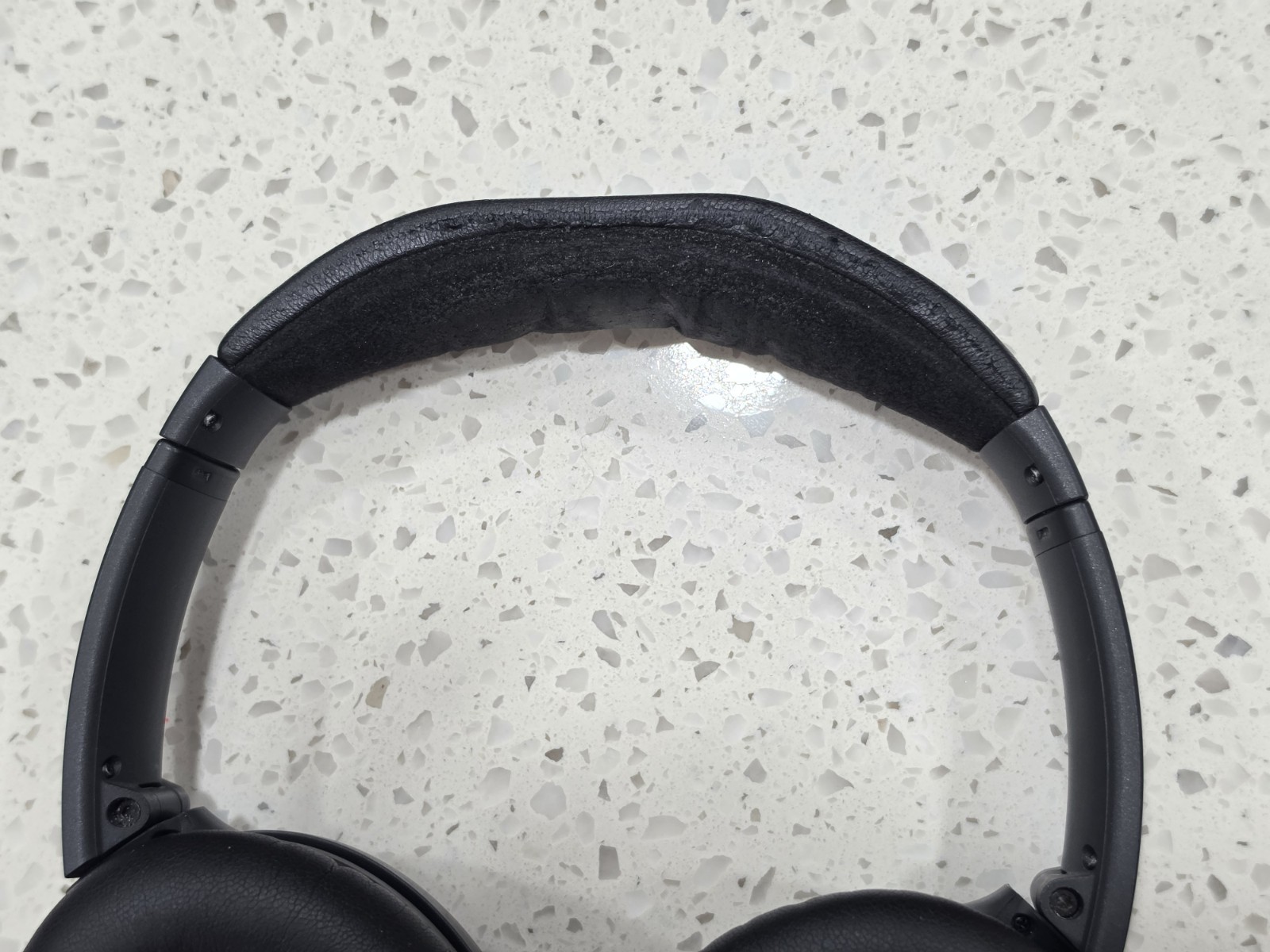 Bose QuietComfort 35 Wireless Noise-Cancelling Headphones – Black