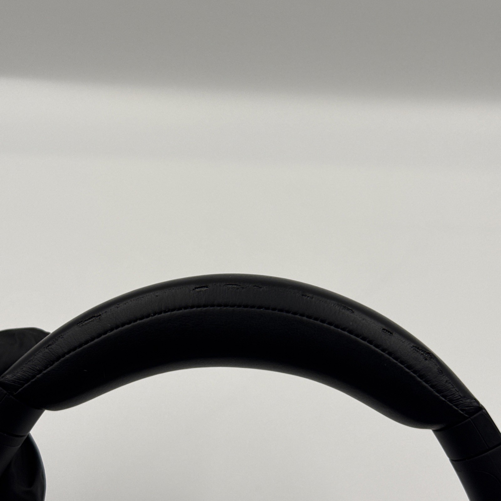 Sony WH-1000XM4 Wireless Bluetooth Headphones Active Noise Canceling-Black