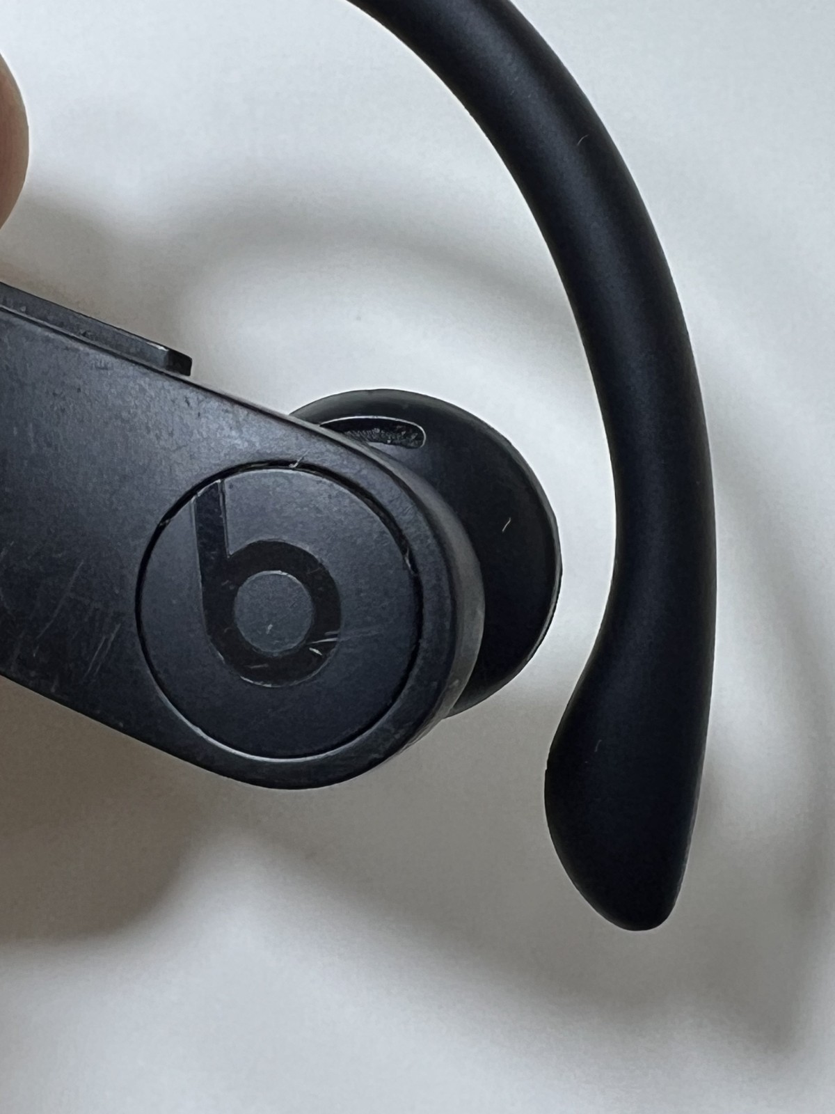 OEM Beats by Dr. Dre A2047 Powerbeats Pro – EarHook Replacement LEFT SIDE BLACK