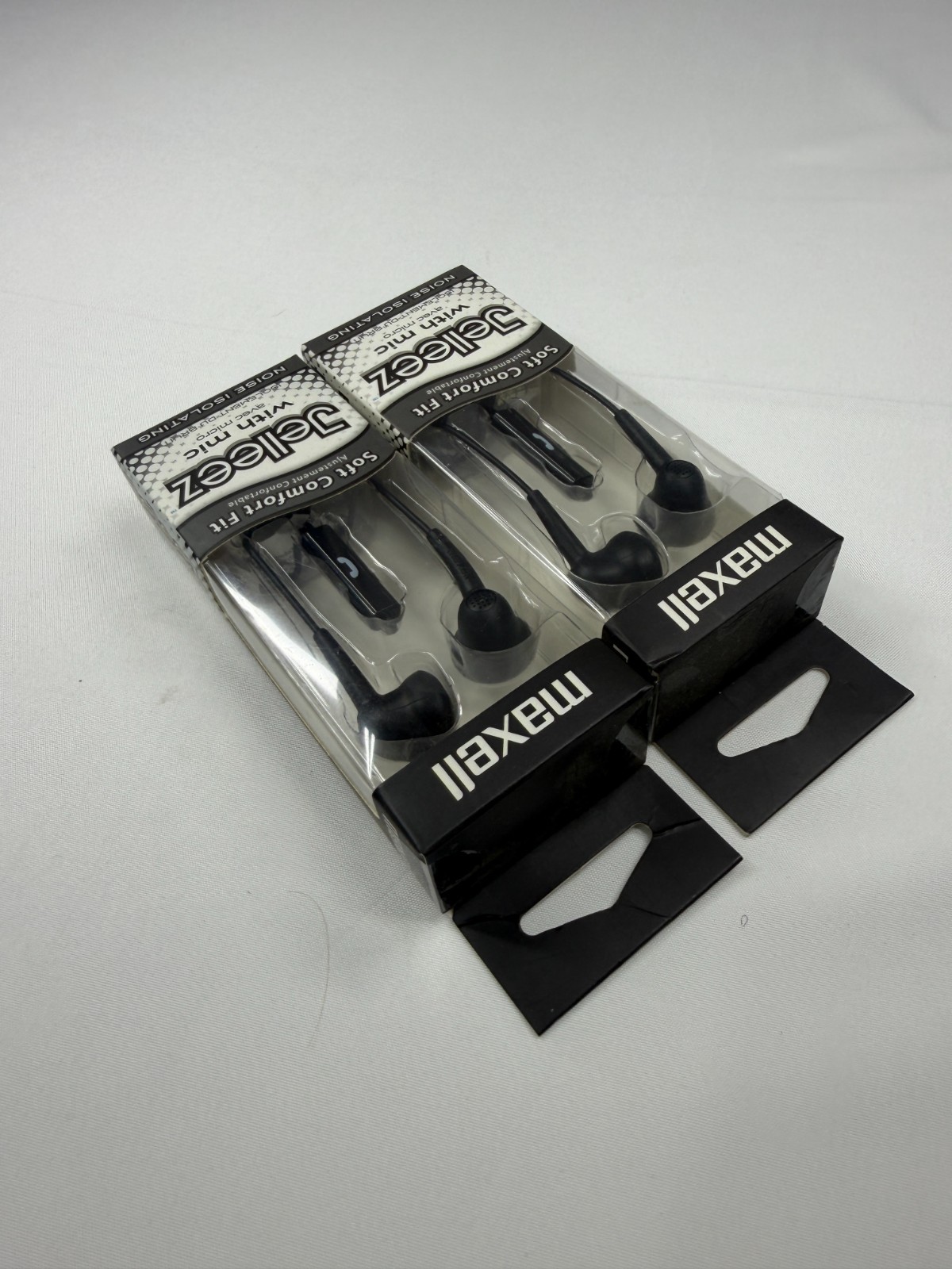 Maxell Jelleez 191569 JELM-BK Earbuds Noise Isolating Comfort Fit w/ Mic 2-Pack