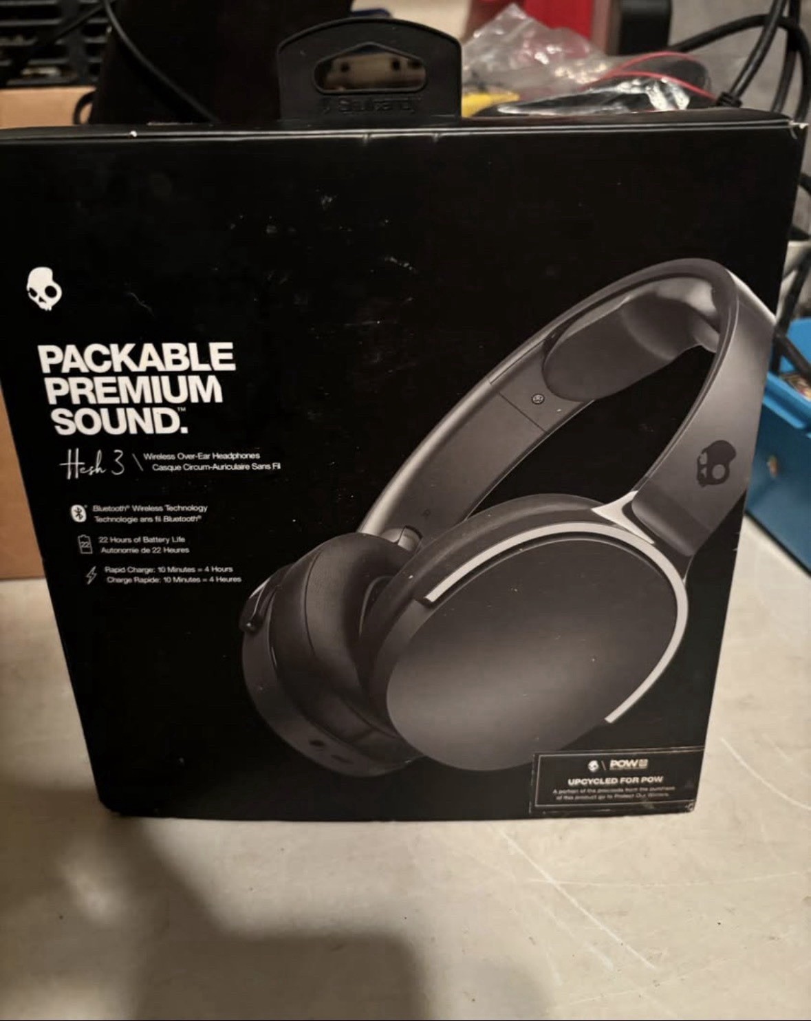 New still in box never used skull candy hesh 3 headphones.