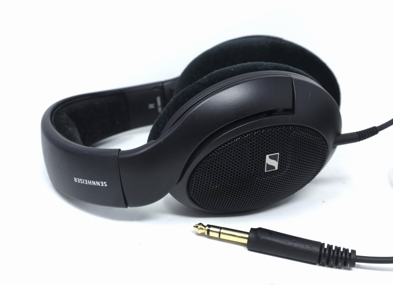 Sennheiser HD 560S Audiophile Headphones Over-The-Ear – Free shipping