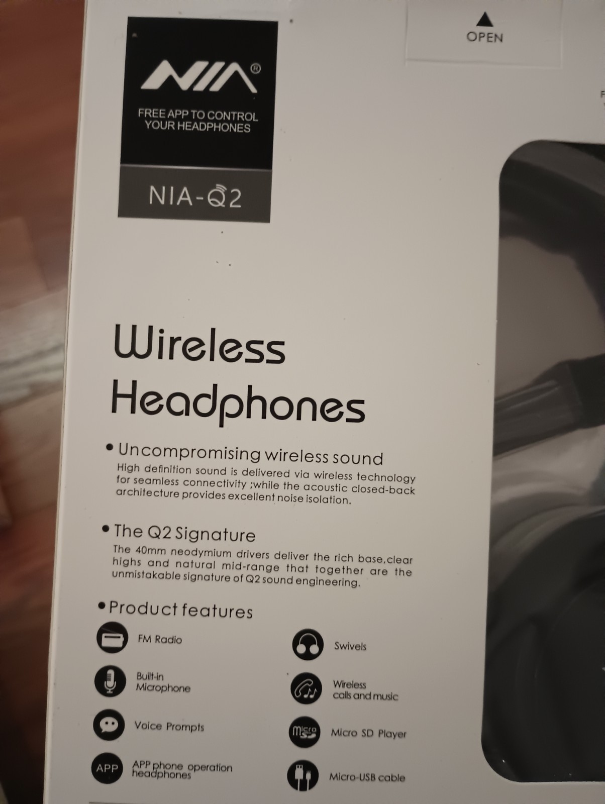 NIA Headphone Lot