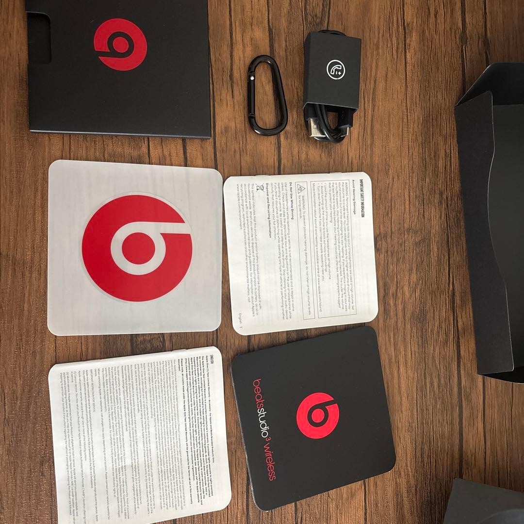Beats Studio3 Wireless Headphones White Gold Special Edition 22hr Battery