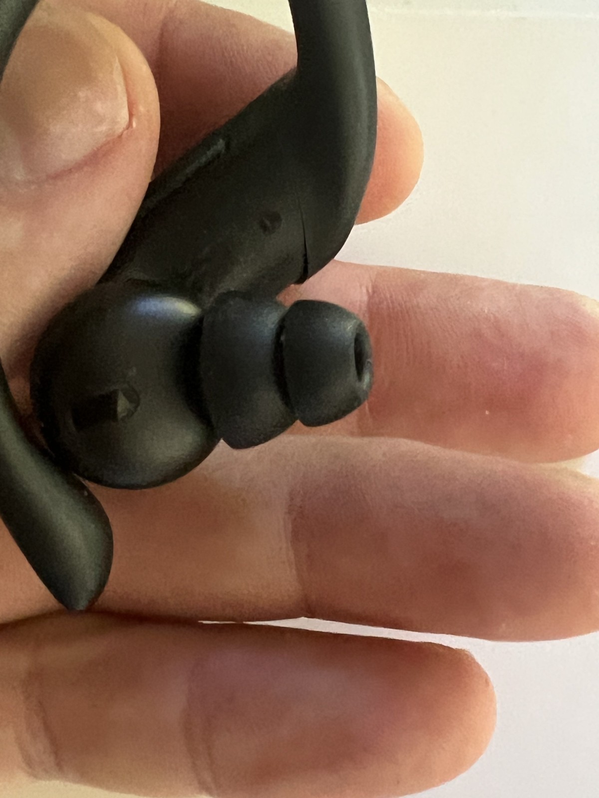 Genuine Beats by Dre A2453 Black Powerbeats Pro Wireless Headphone LEFT BUD ONLY