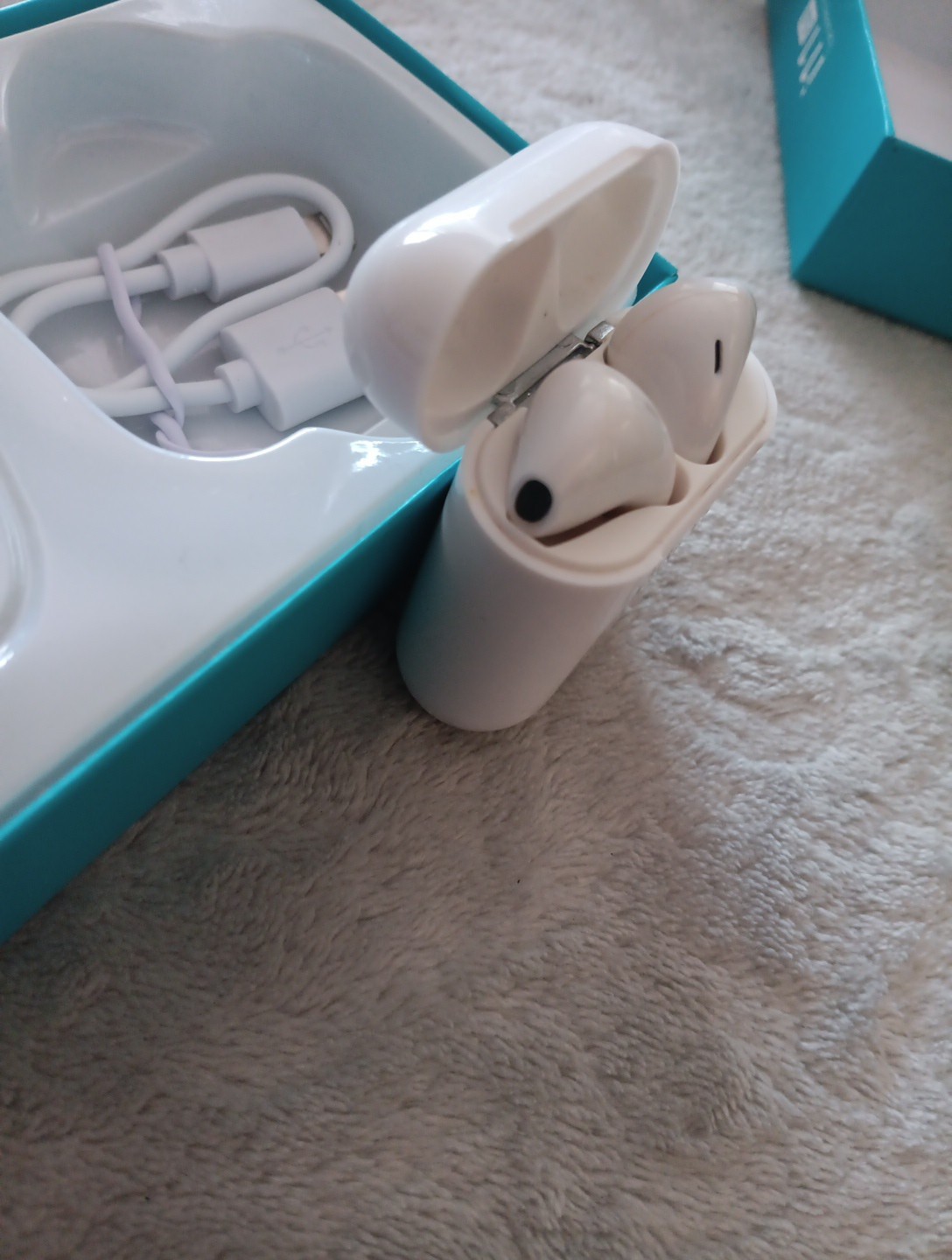 i11 5.0 True Wireless Headset, Earbuds/Headphones Bluetooth Pods. FAST SHIPPING!