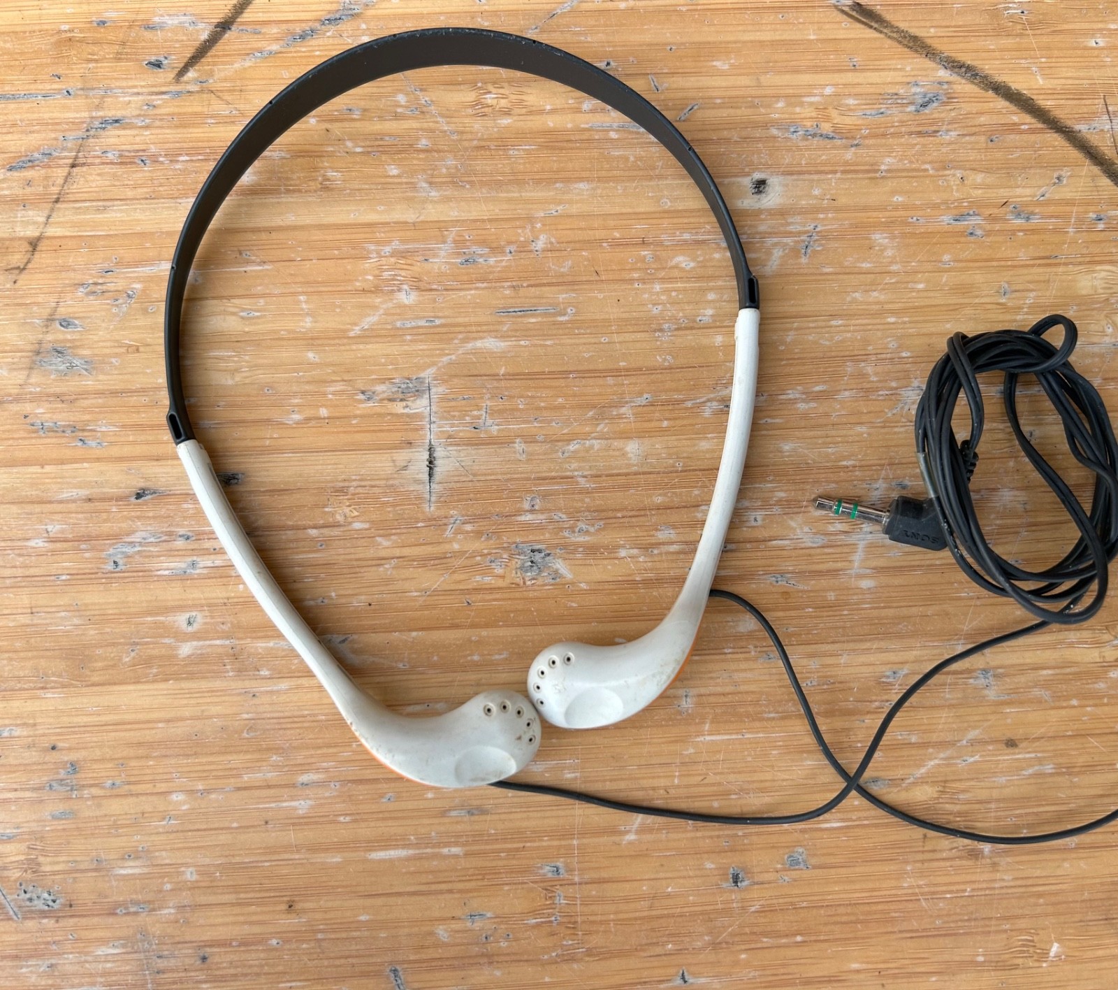 Sony MDR-W014 in-Ear Headphones White Orange Vintage Sports Walkman Vintage