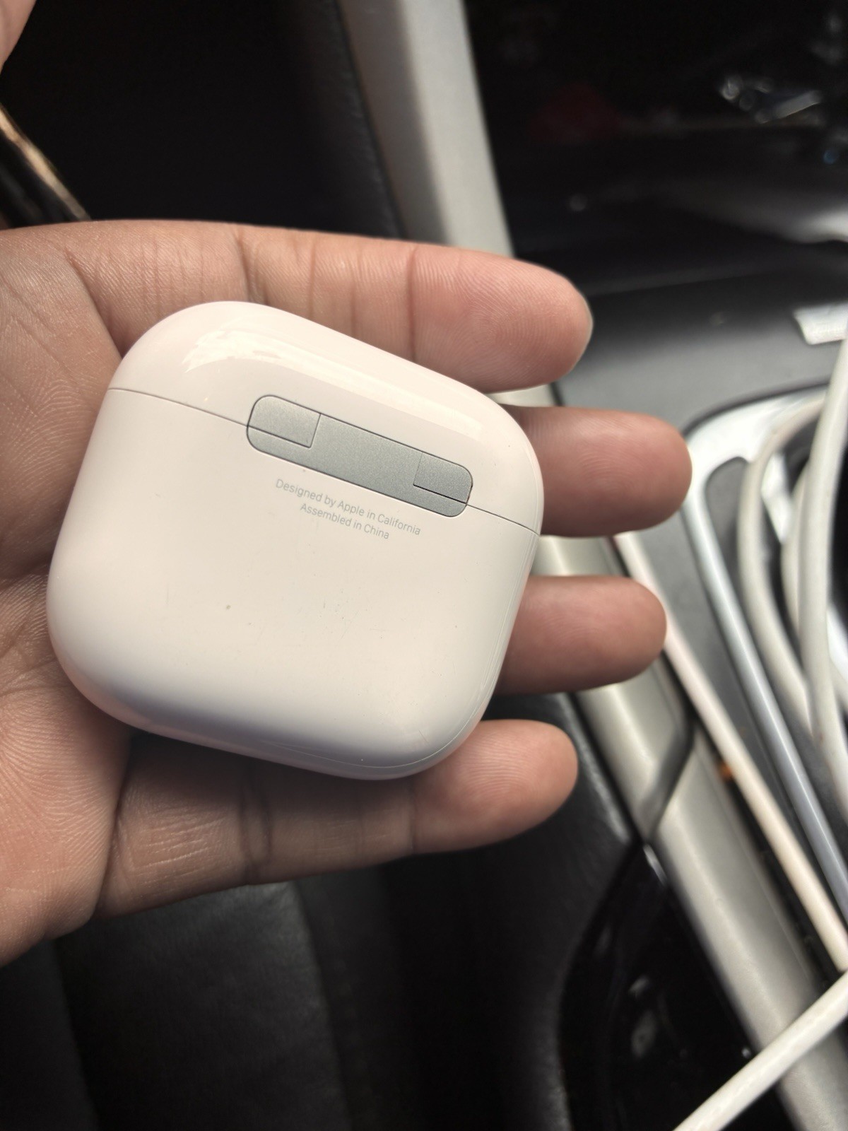Apple AirPods Pro 4) White In-Ear Bluetooth Earbuds w/Case ANC