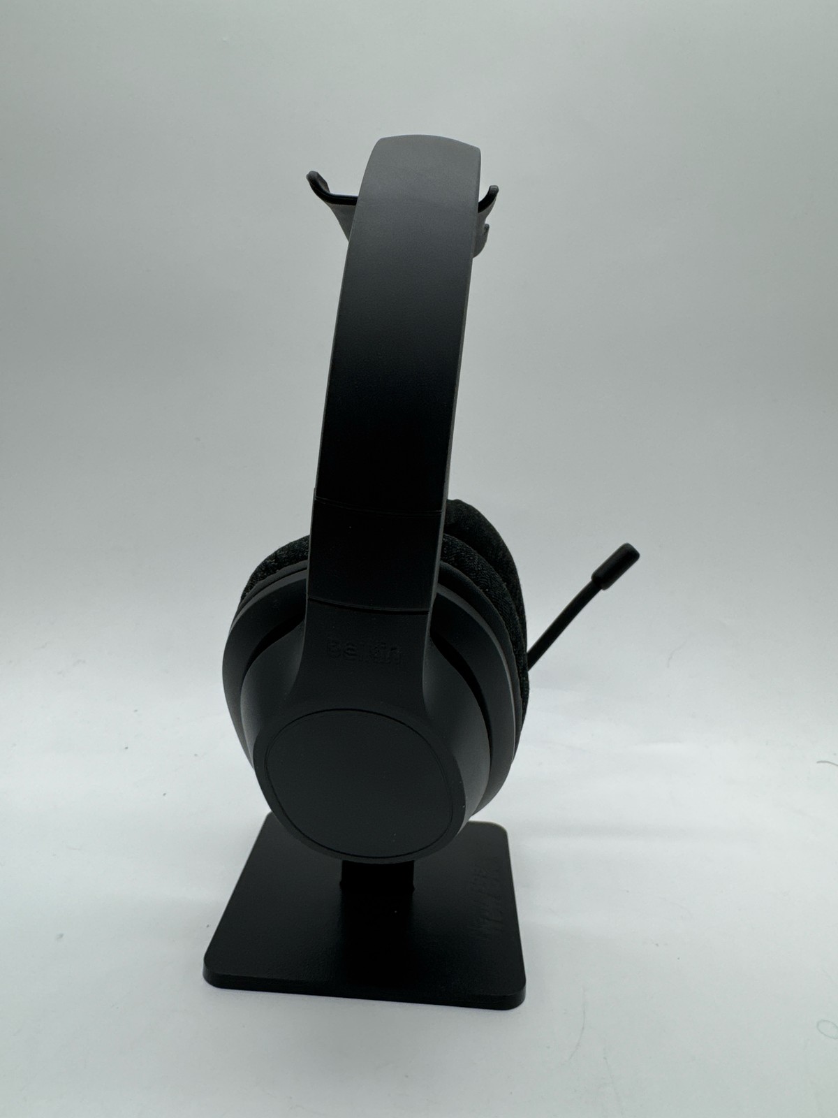 Belkin SoundForm Adapt Wireless Over Ear Headset Headphone 45H Black