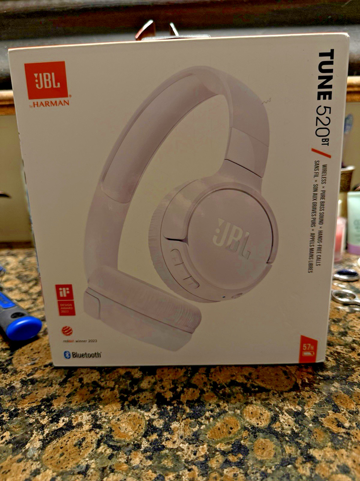 JBL Tune 520BT Wireless Bluetooth Pure Bass Multi-Point On-Ear White
