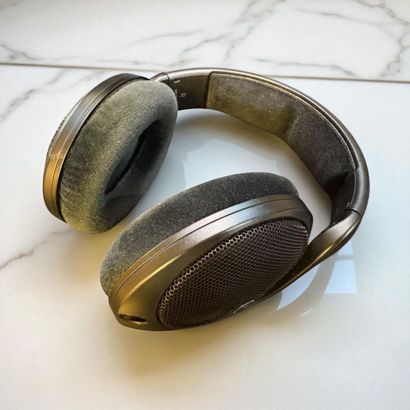 Sennheiser HD 560S Open-Back Wired Headphones Dynamic Drivers Studio Audio JP