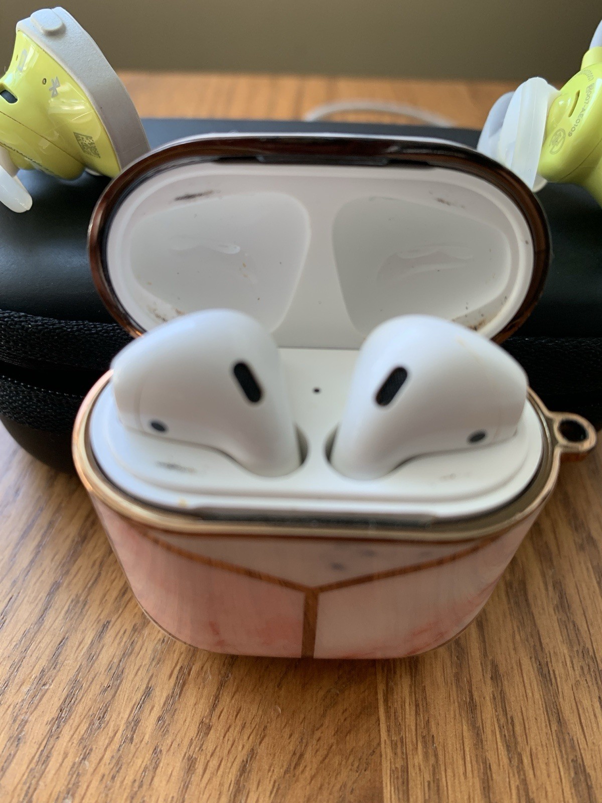 BOSE Sound Sport Wireless Earbuds Earphones & Apple Earpods LOT in Case No Cable